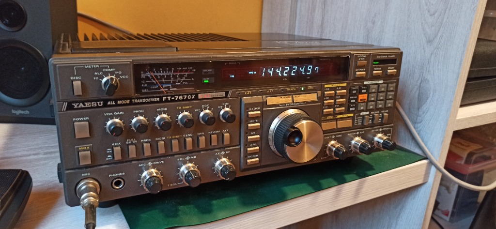 Model FT-767gx Yaesu transciever