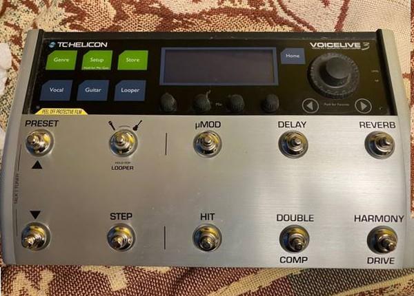 TC Helicon Voicelive 3 product